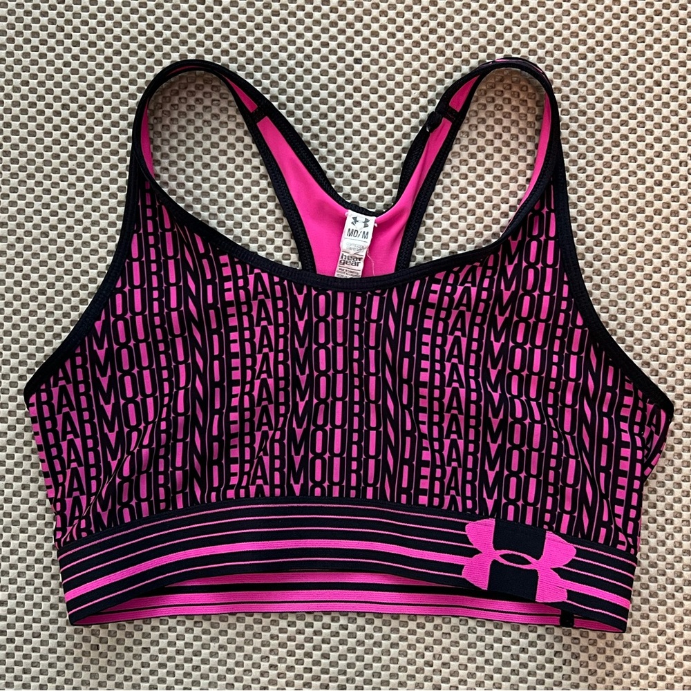 Under Armour gym top - Size M